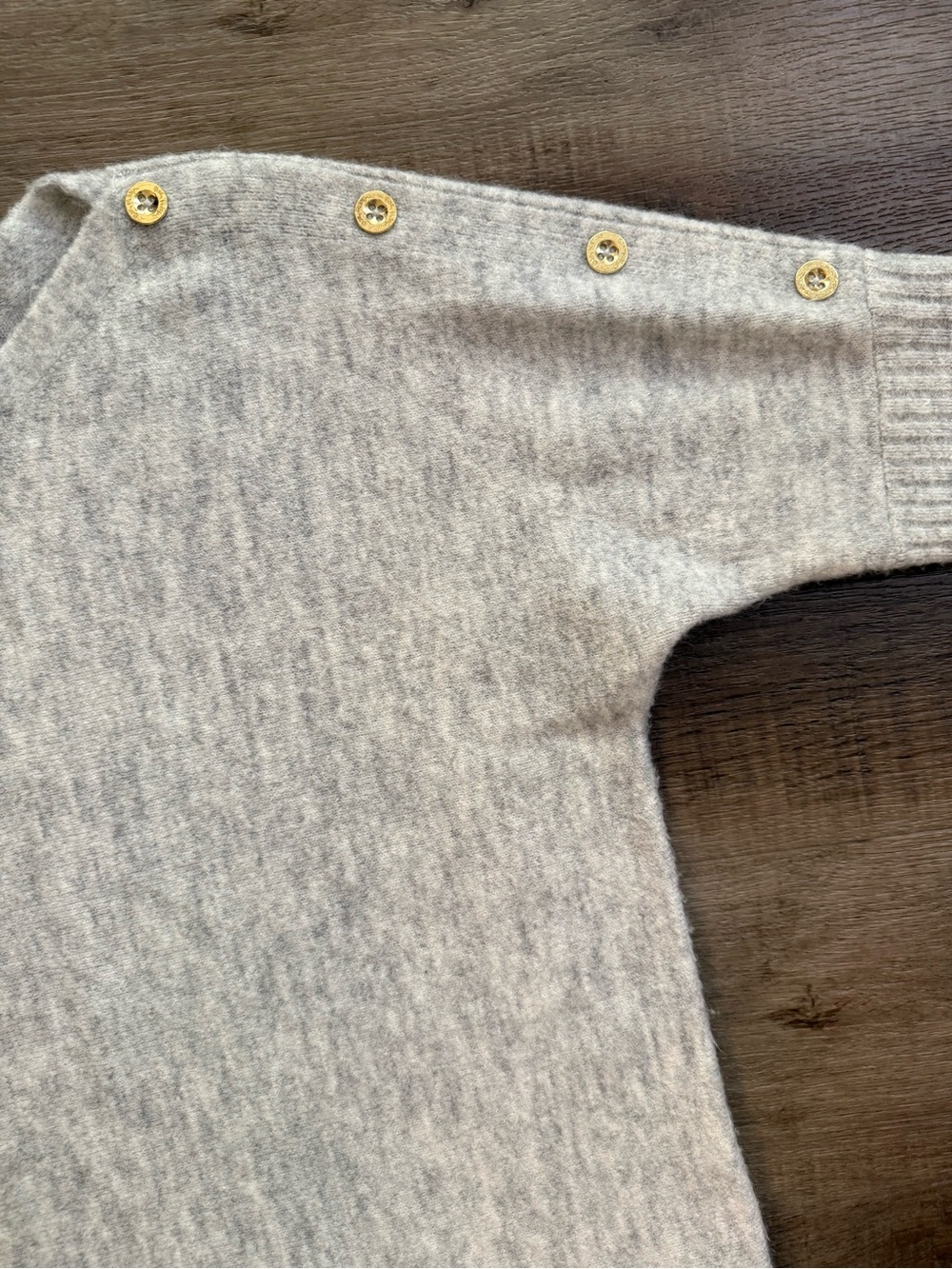 Lilly Pulitzer Arna Gray Sweater Size Medium - Picture 9 of 12